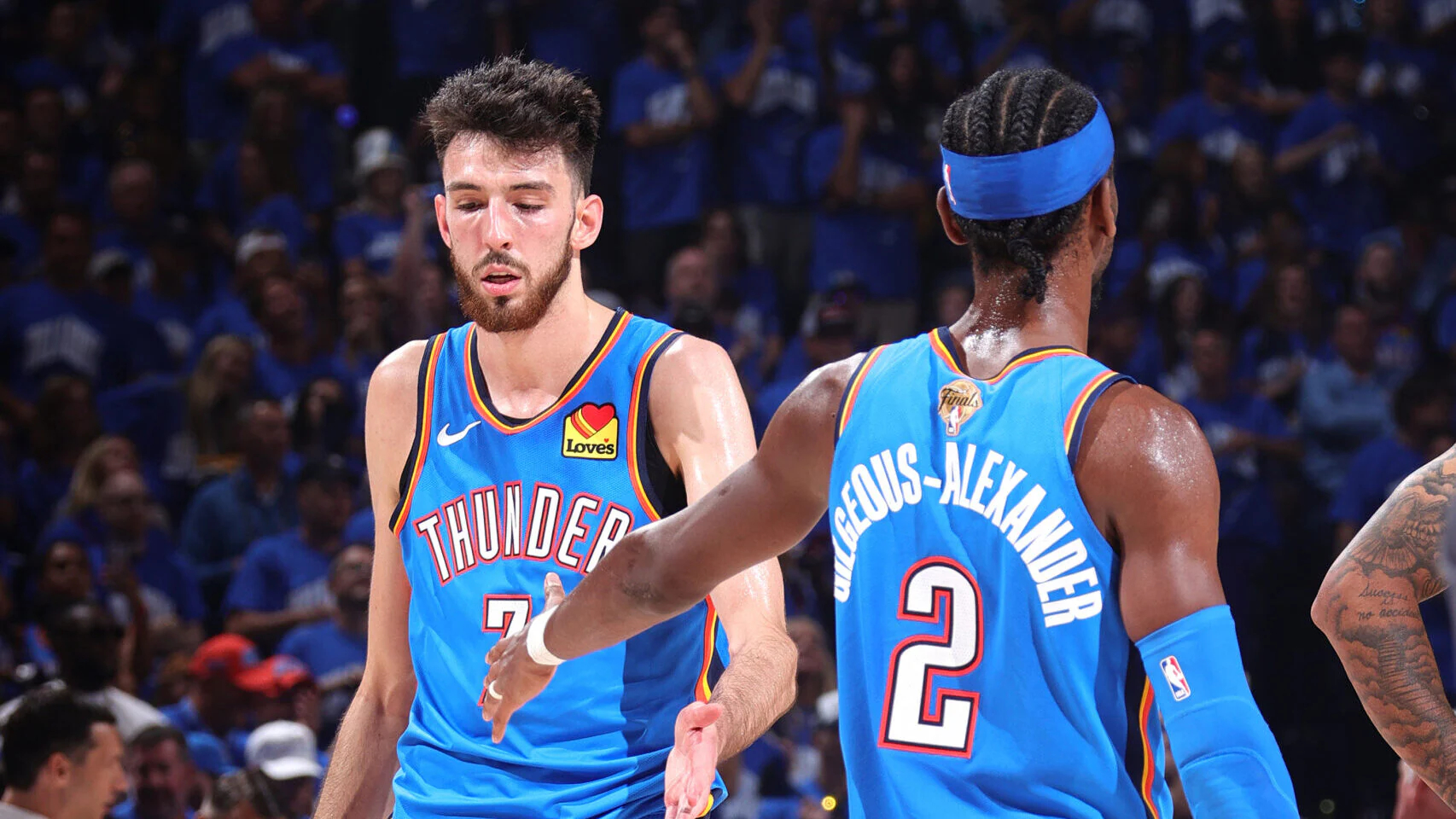 湖人新锐范德彪加盟，锋线实力升级，新赛季表现可期